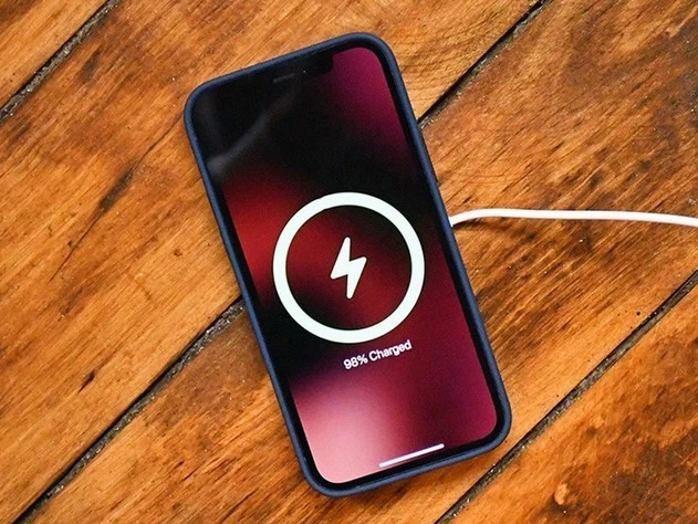 文峰苹果手机维修分享iPhone 12可以随便充电吗 